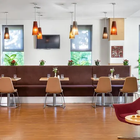 Otel Ibis 3*