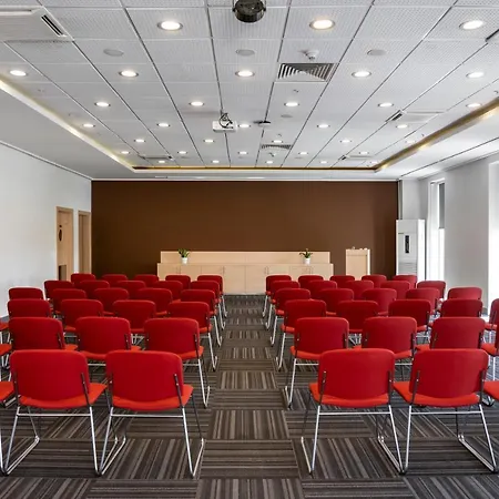Hotel Ibis 3*