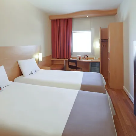 Ibis 3* Адана
