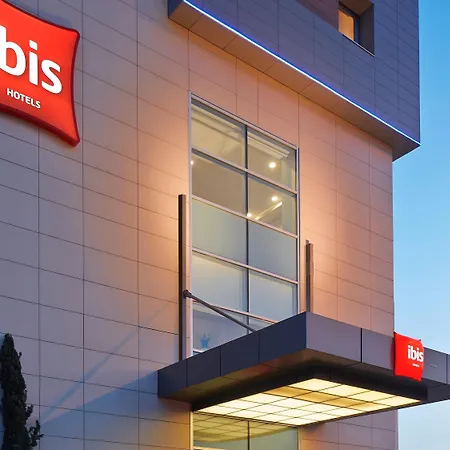 Ibis 3* Άδανα