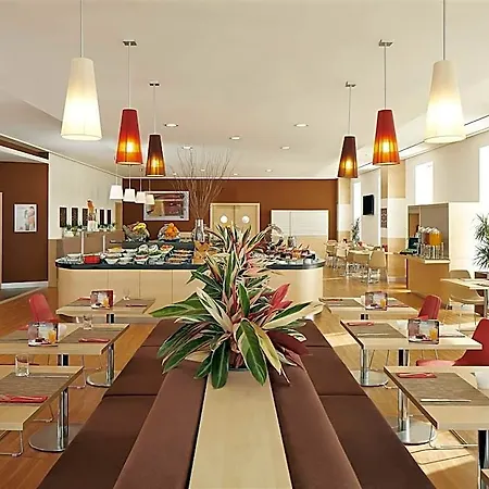 Ibis Hotel 3*