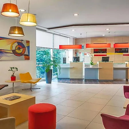 Ibis 3*