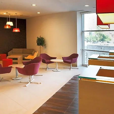 Ibis 3*